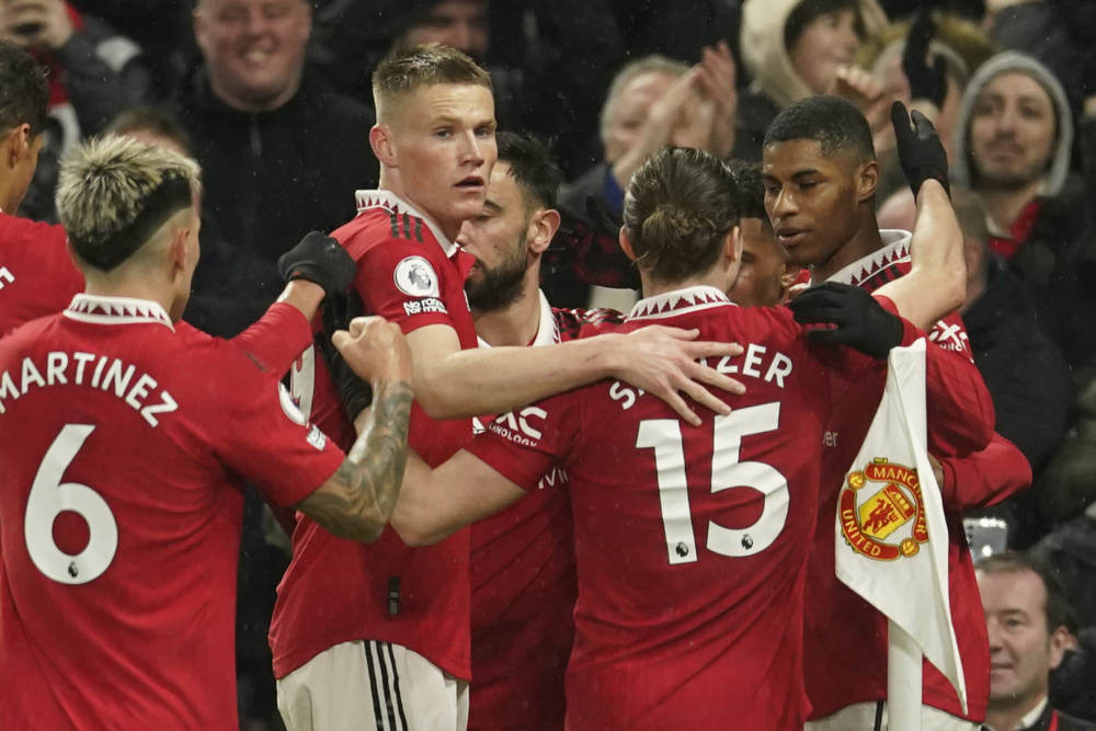 足球发展的 足球发展的